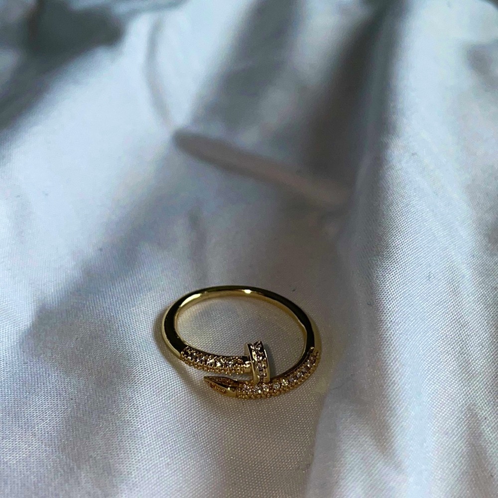 Opulent ring